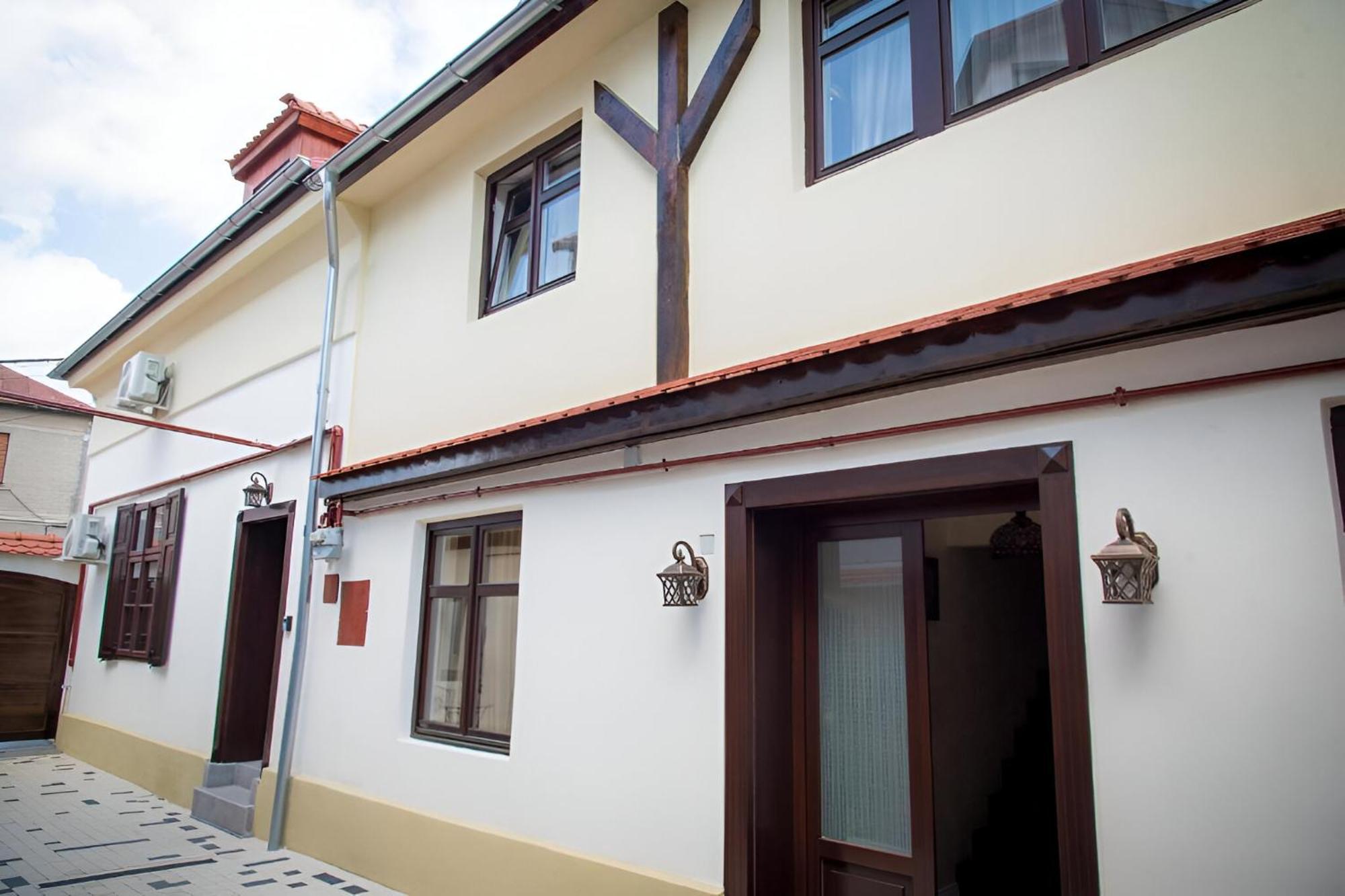 Cochet House Sibiu Aparthotel ภายนอก รูปภาพ