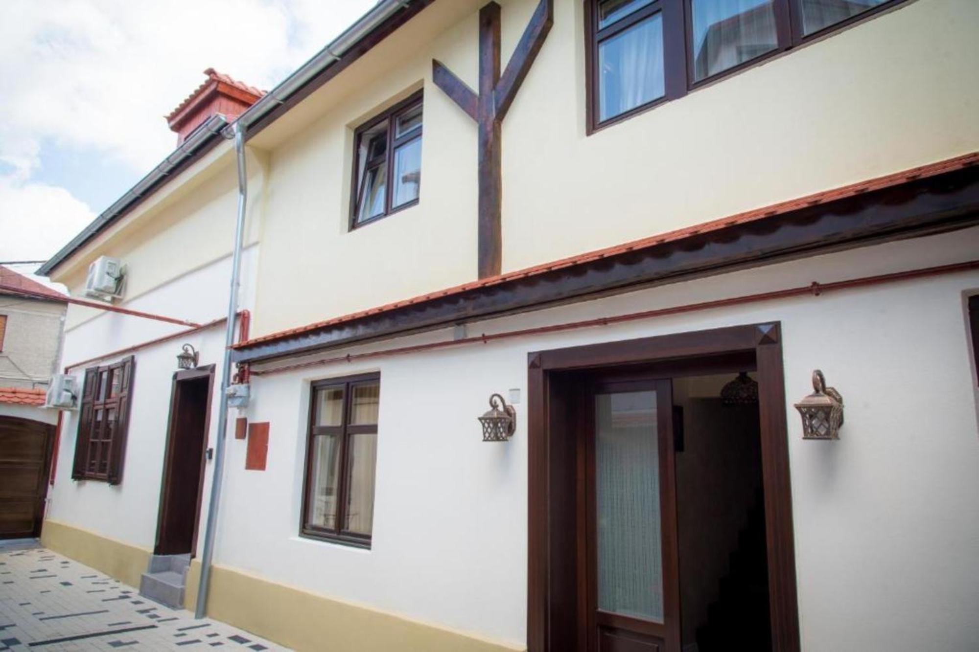 Cochet House Sibiu Aparthotel ภายนอก รูปภาพ